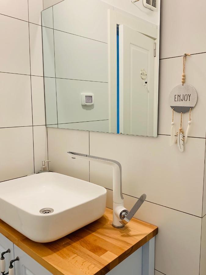 Royal Sea Studio Netanya Luaran gambar
