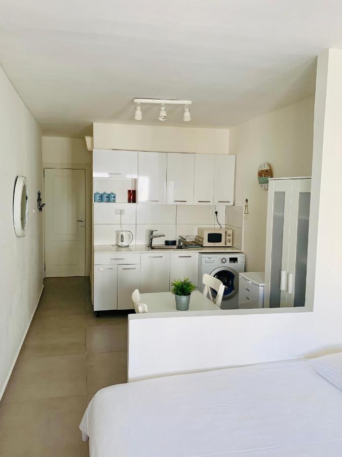 Royal Sea Studio Netanya Luaran gambar