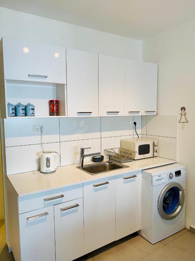 Royal Sea Studio Netanya Luaran gambar