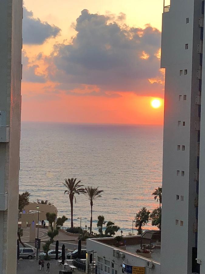 Royal Sea Studio Netanya Luaran gambar