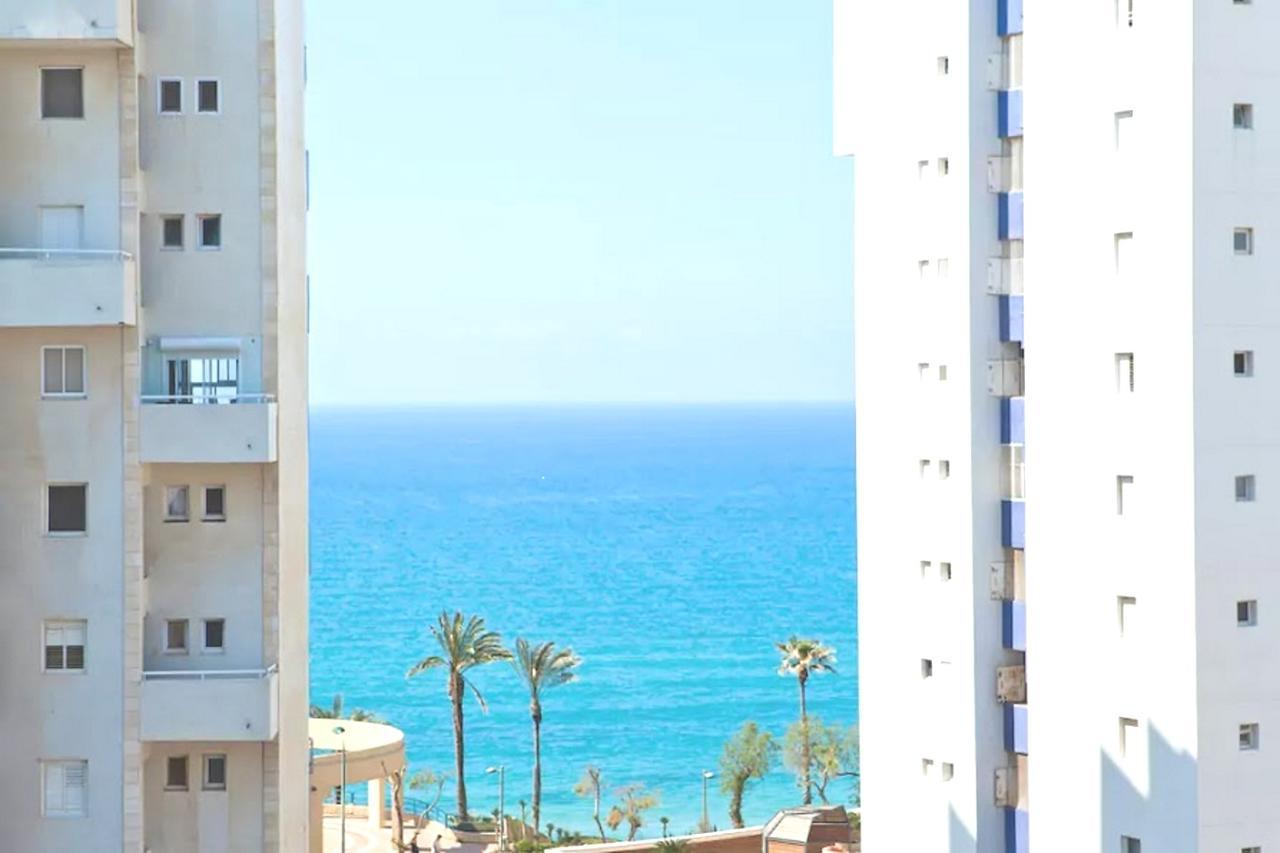 Royal Sea Studio Netanya Luaran gambar